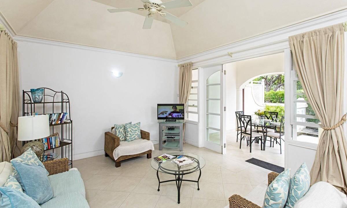 Photo of Livingroom in Halcyon Heights