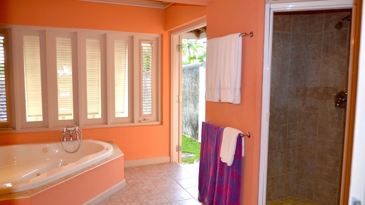 Photo of Bathroom in Long Bay