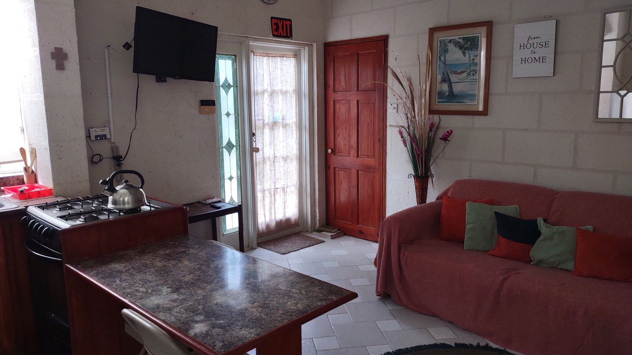Photo of Livingroom in Thombury Hill