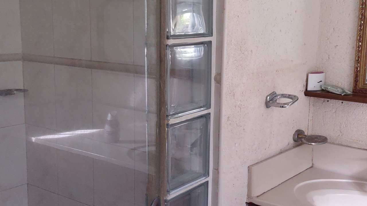 Photo of Bathroom in Thombury Hill