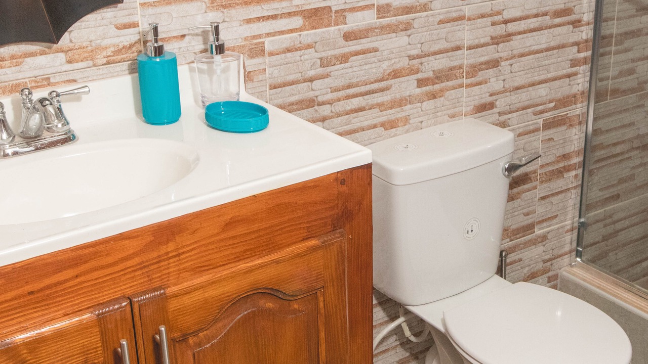 Photo of Bathroom in Graeme Hall Terrace