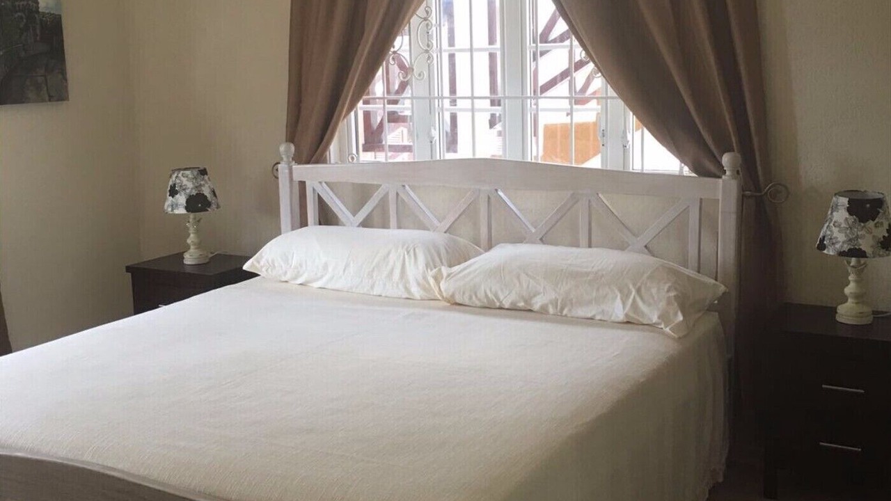 Photo of Bedroom in Halcyon Heights