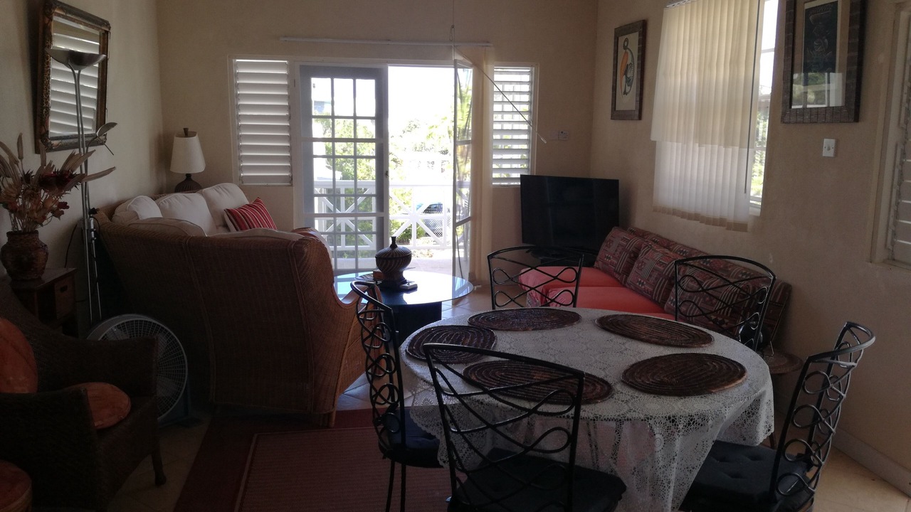 Photo of Livingroom in Enterprise