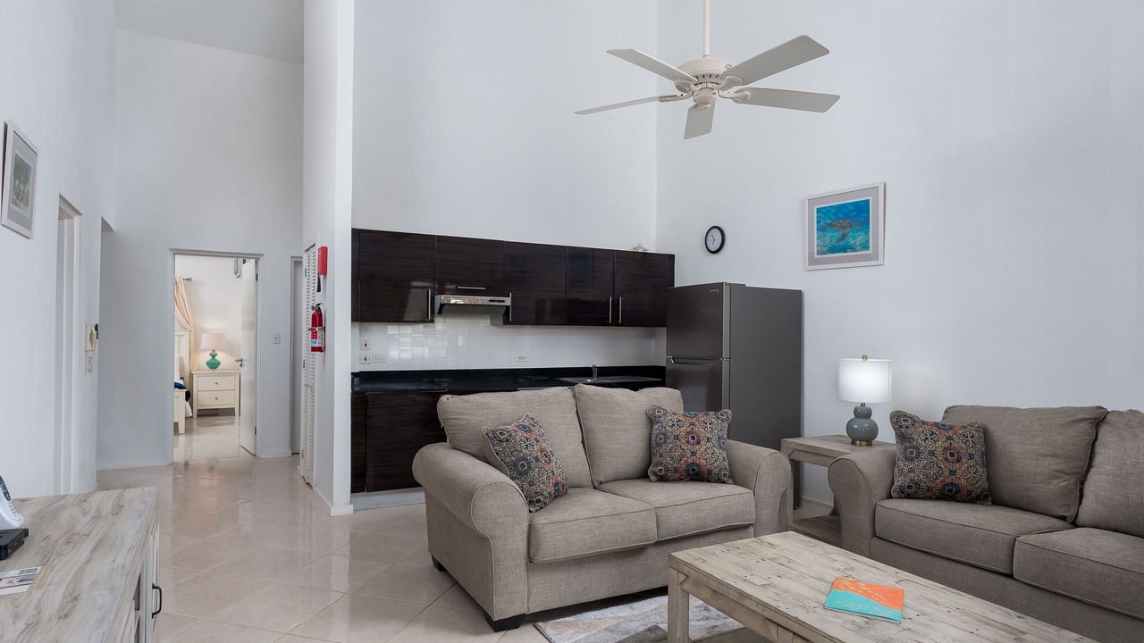 Photo of Livingroom in Weston