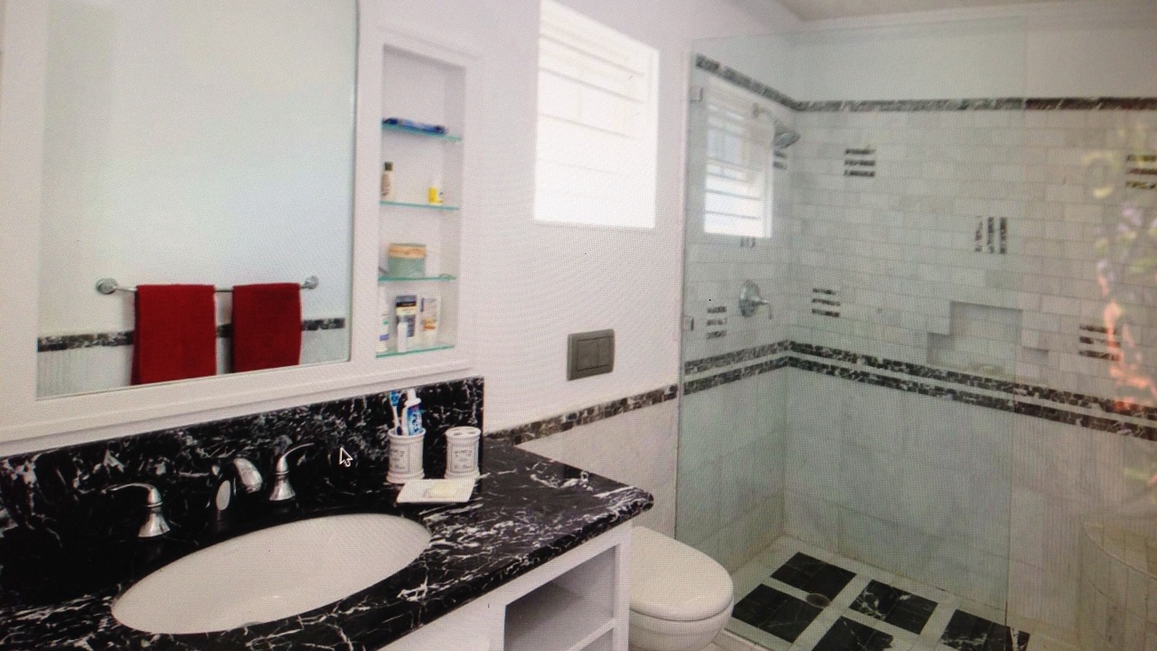 Photo of Bathroom in Atlantic Park