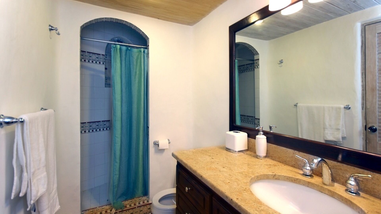 Photo of Bathroom in Green Garden