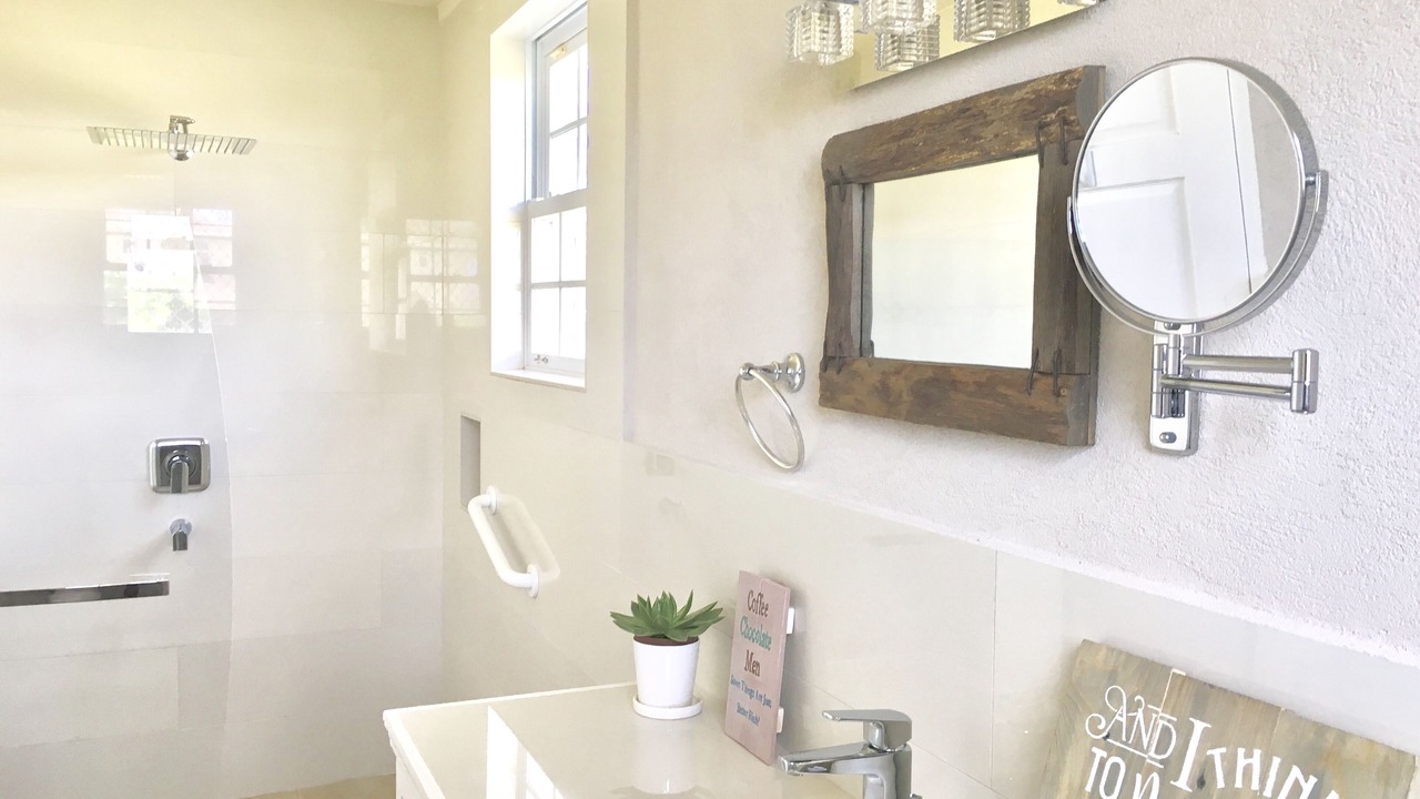 Photo of Bathroom in Oistins