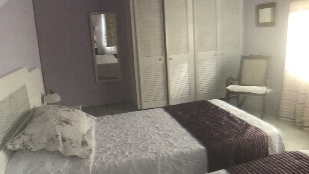Photo of Bedroom in Oistins