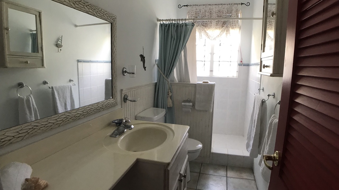Photo of Bathroom in Oistins