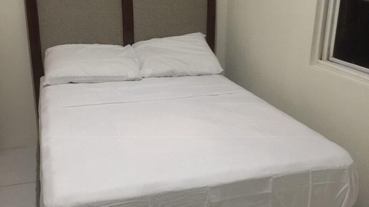 Photo of Bedroom in Haggatt Hall