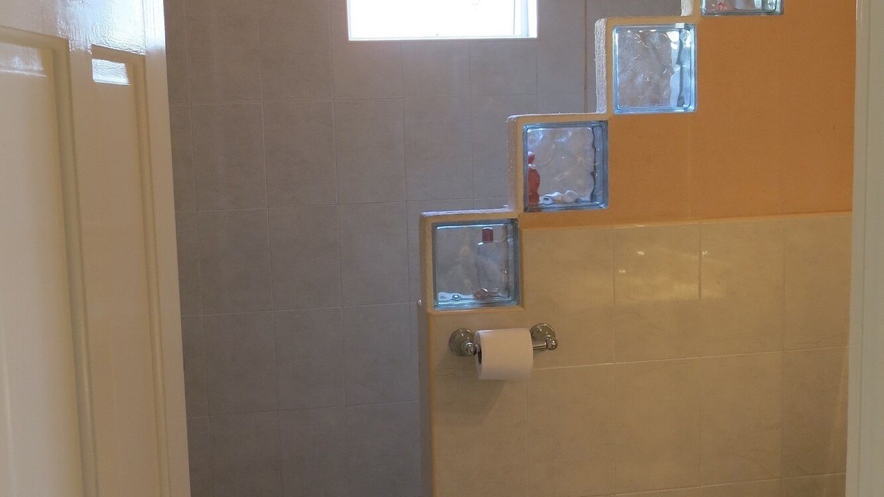 Photo of Bathroom in Prospect