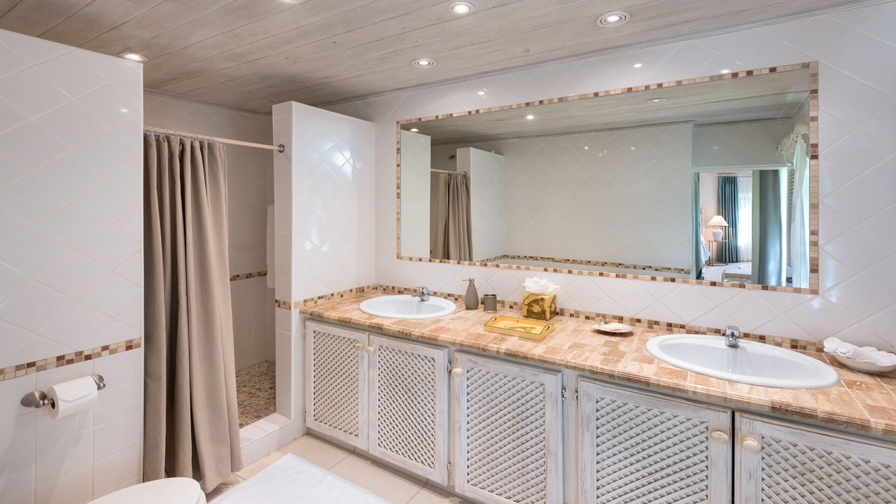 Photo of Bathroom in Sandy Lane