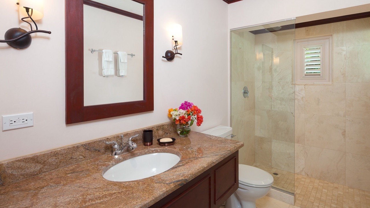 Photo of Bathroom in Long Bay