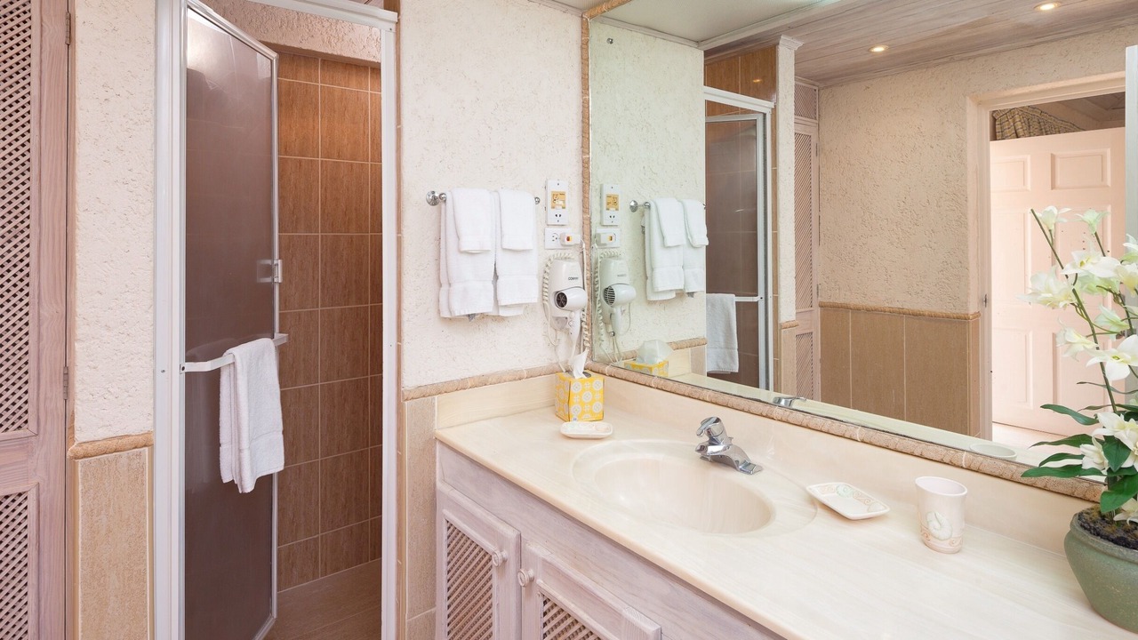 Photo of Bathroom in Long Bay