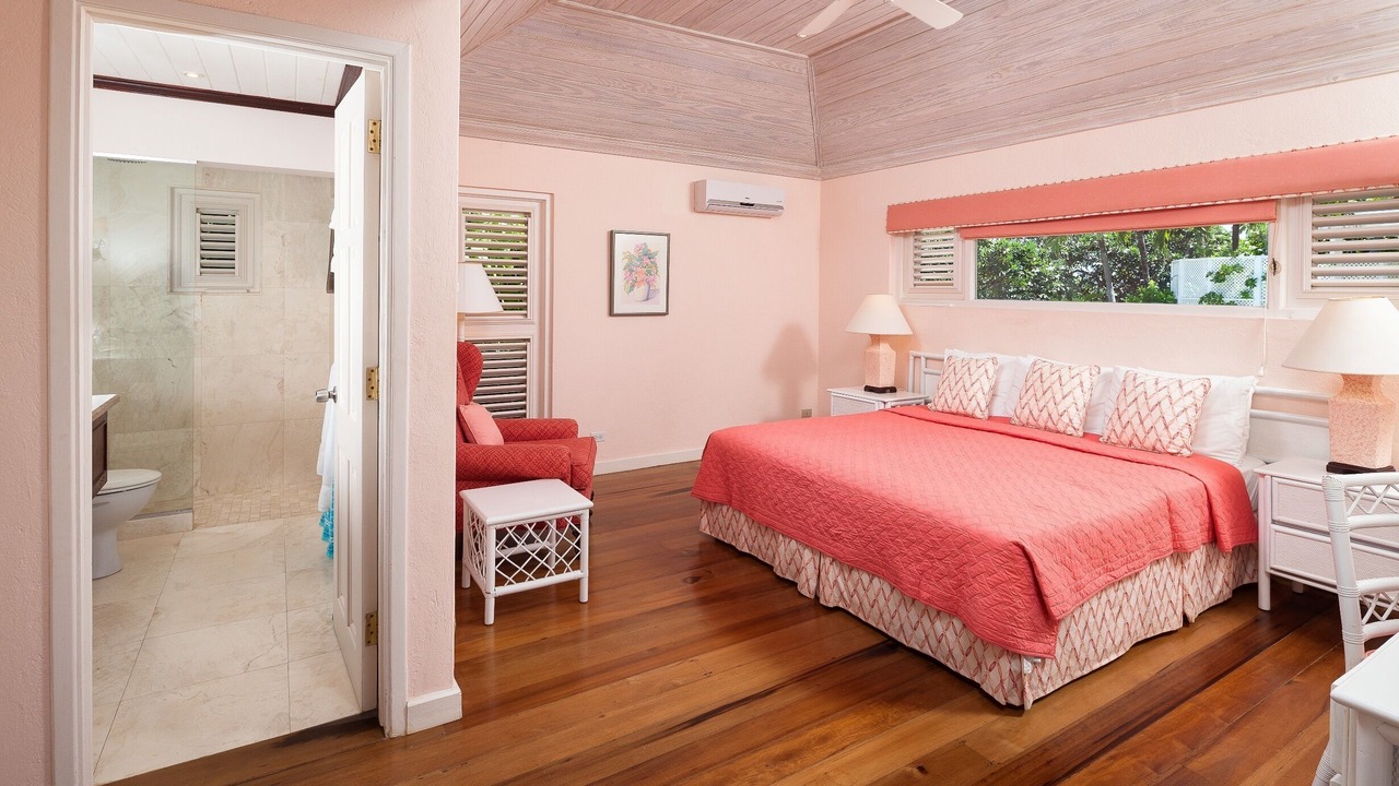 Photo of Bathroom in Long Bay