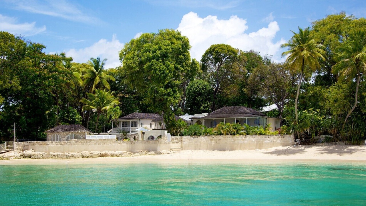 Photo of Others in Sandy Lane