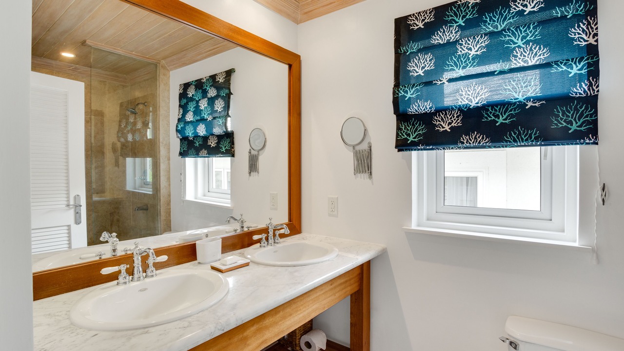 Photo of Bathroom in Mount Standfast