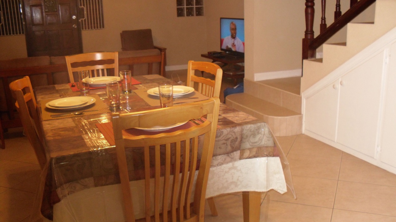 Photo of Livingroom in Enterprise