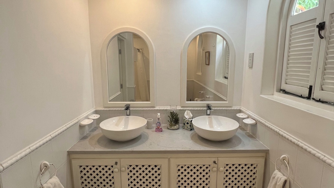 Photo of Bathroom in Merlin Bay