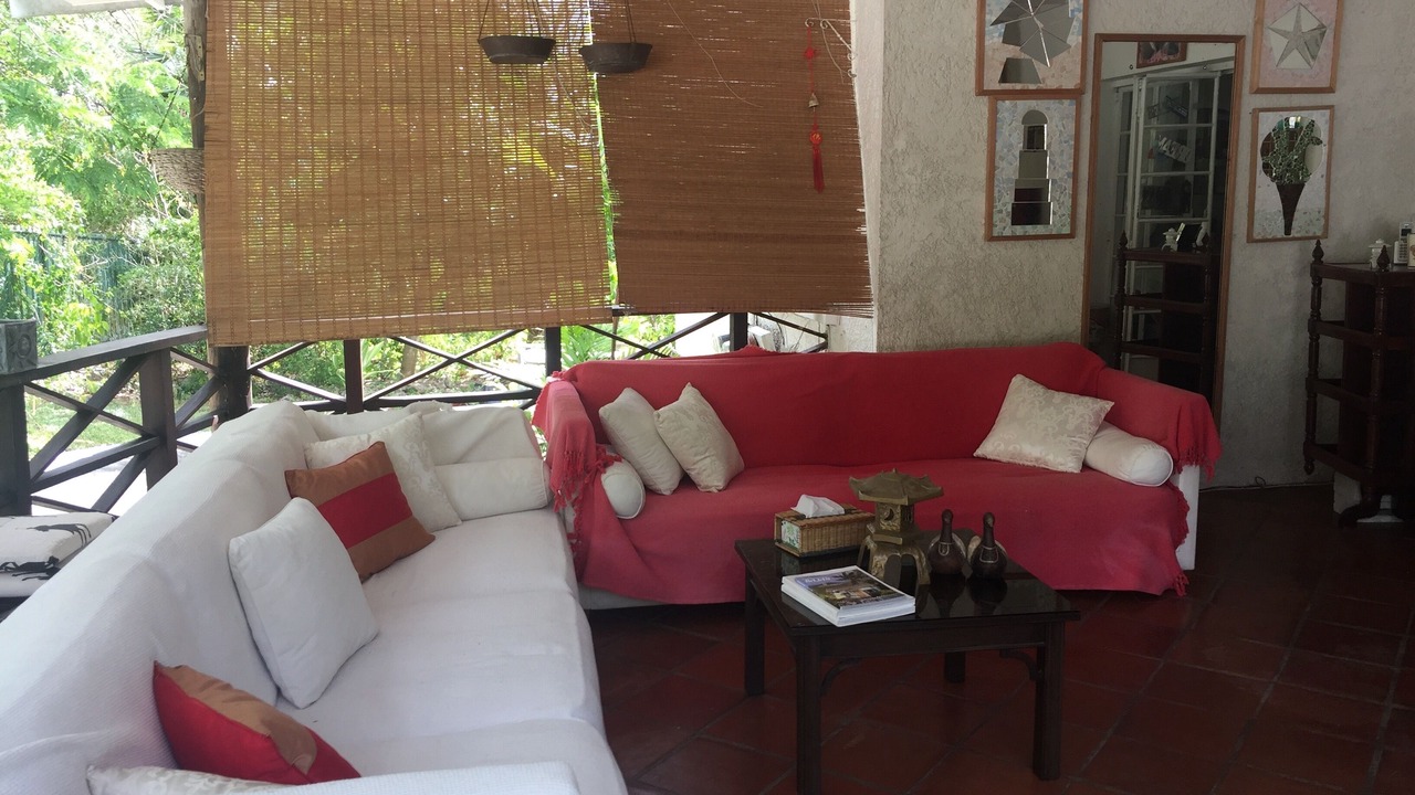 Photo of Livingroom in Two Mile Hill