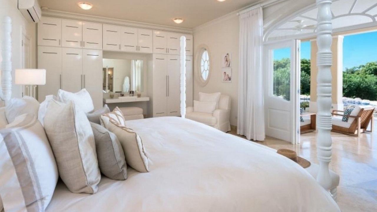 Photo of Bedroom in Holetown