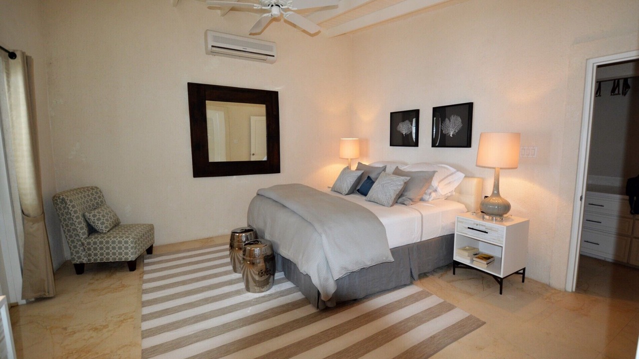 Photo of Bedroom in Clinketts