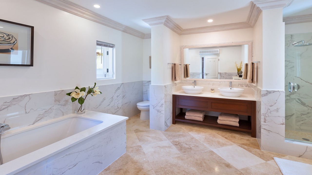 Photo of Bathroom in Paynes Bay