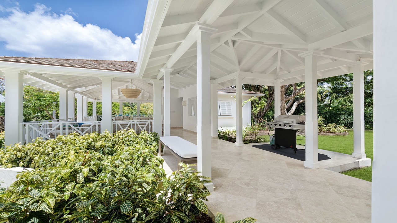 Photo of Patio Balcony in Paynes Bay