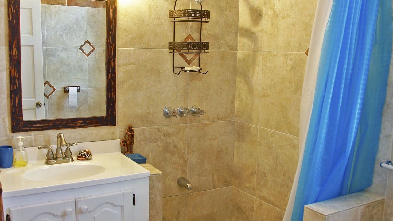 Photo of Bathroom in Holder's Hill
