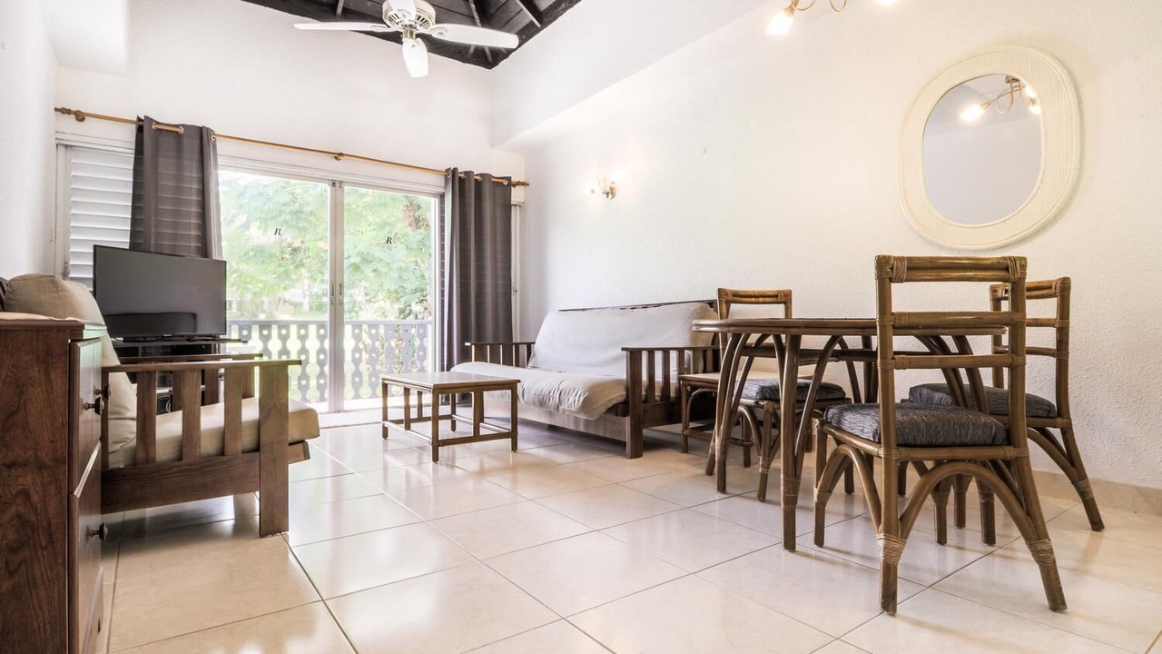Photo of Livingroom in Rockley