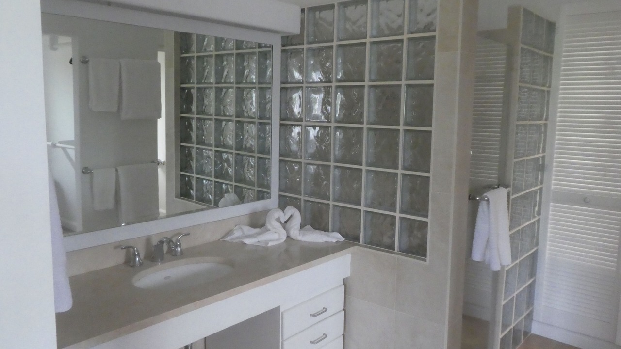 Photo of Bathroom in Sunset Crest