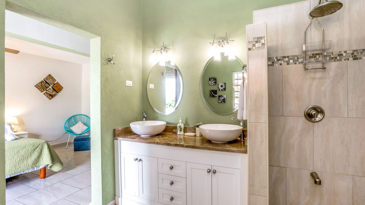 Photo of Bathroom in Fairy Valley Rock