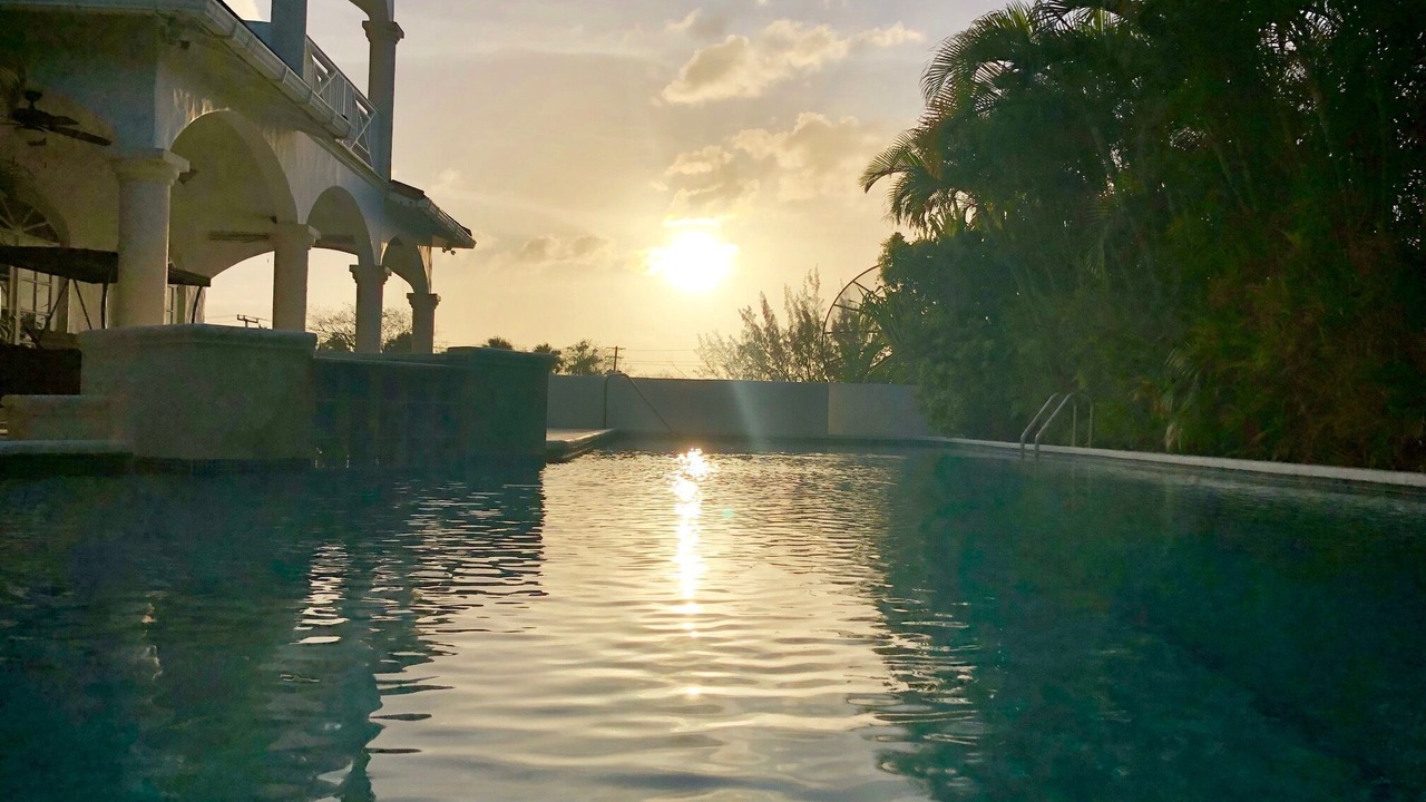 Photo of Outdoor in Paynes Bay