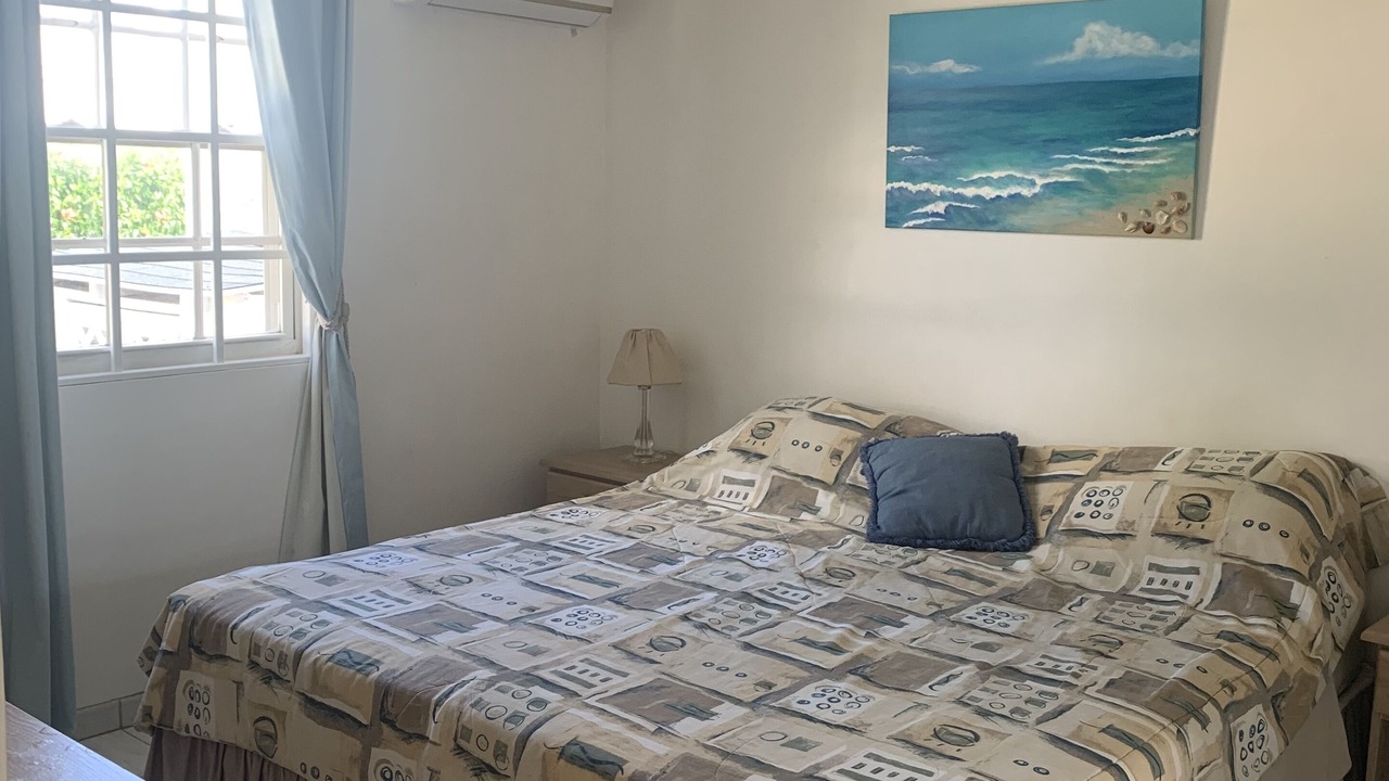 Photo of Bedroom in Green Garden