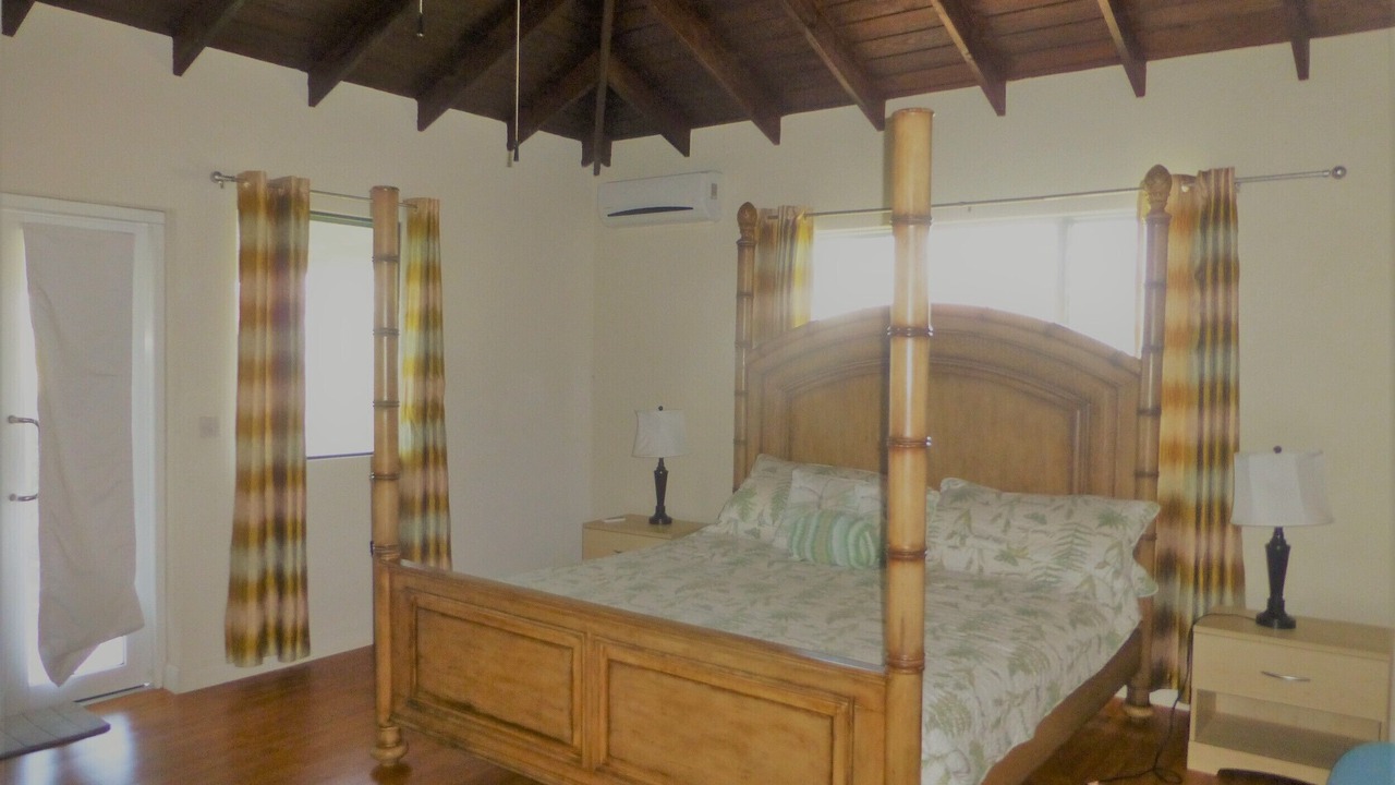 Photo of Bedroom in Long Bay