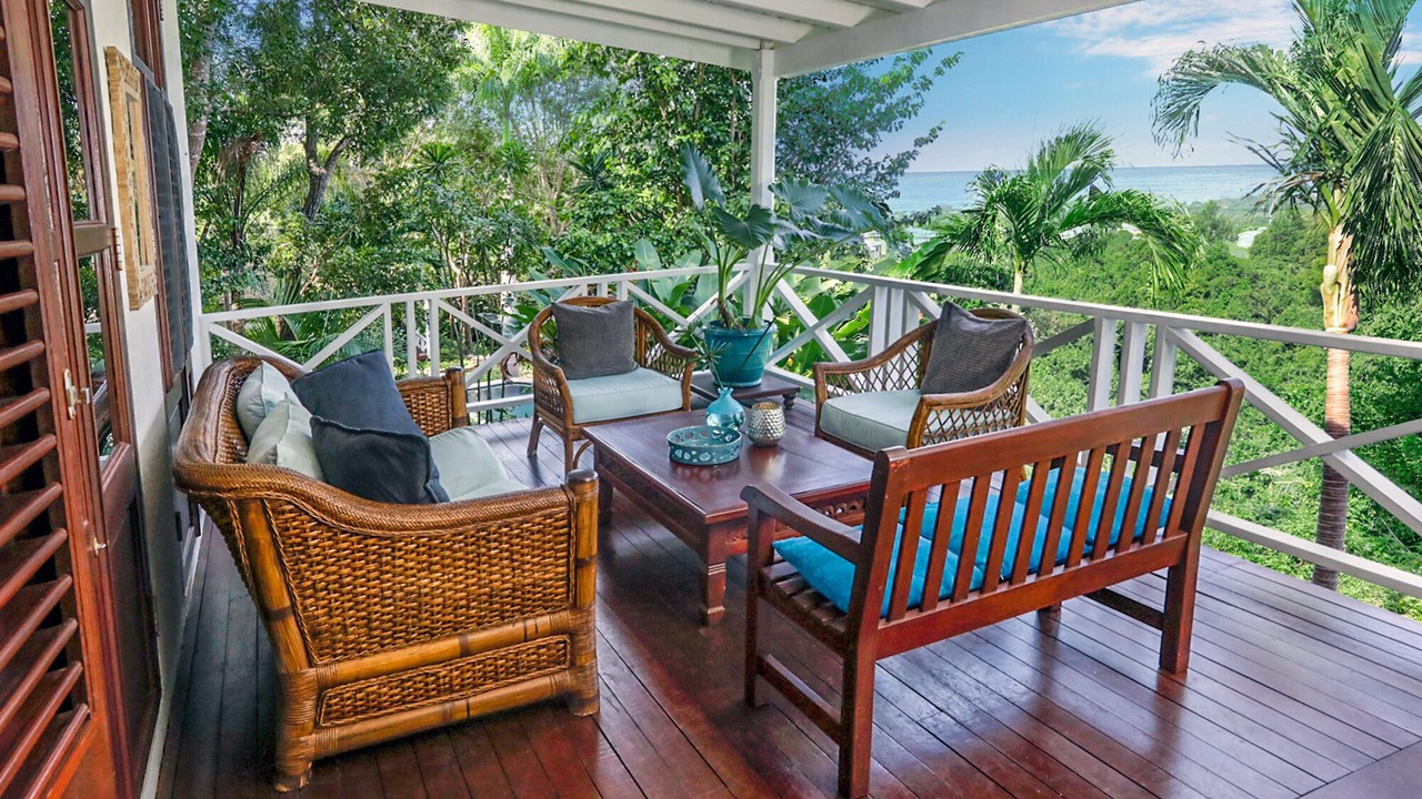Photo of Patio Balcony in The Rock