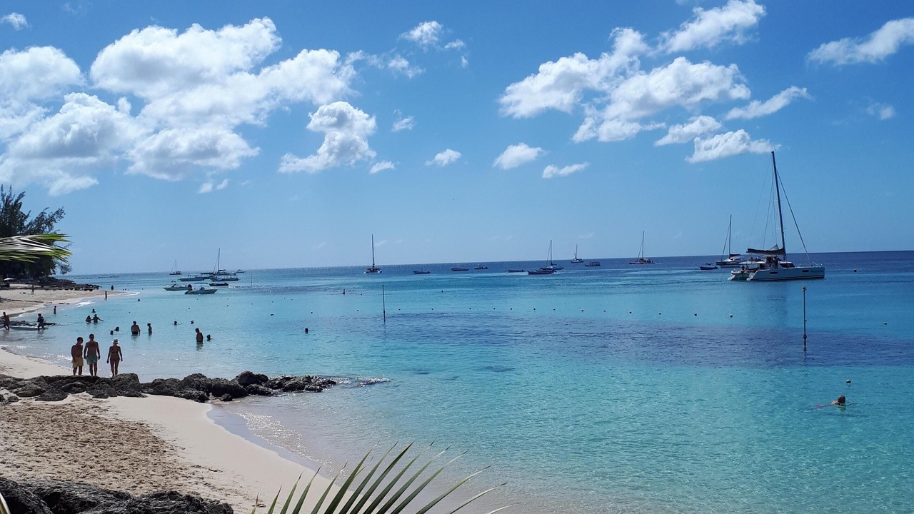 Photo of Others in Holetown