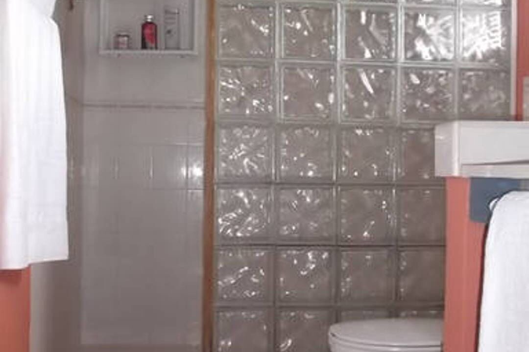 Photo of Bathroom in Graeme Hall Park