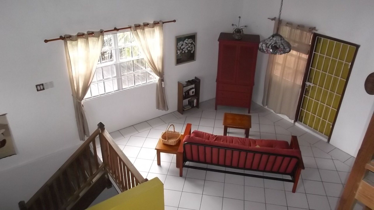 Photo of Livingroom in Graeme Hall Park