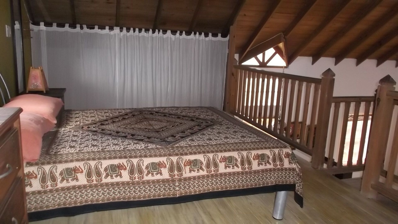 Photo of Bedroom in Graeme Hall Park