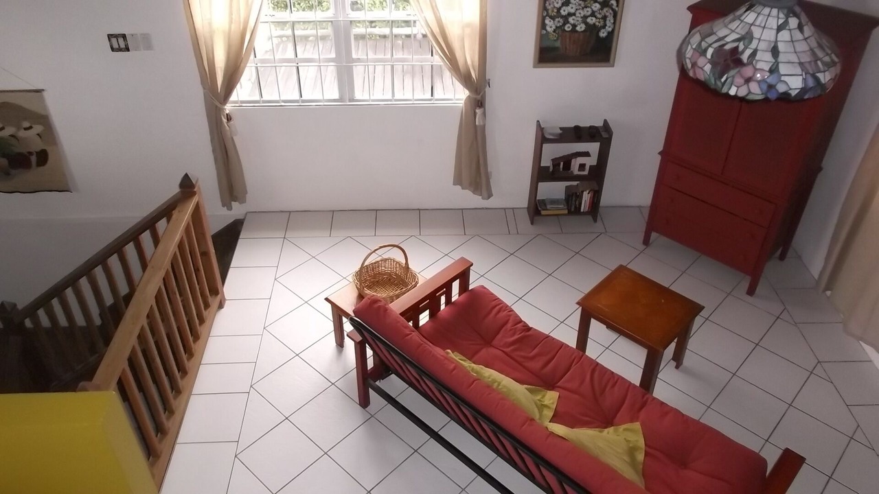 Photo of Livingroom in Graeme Hall Park