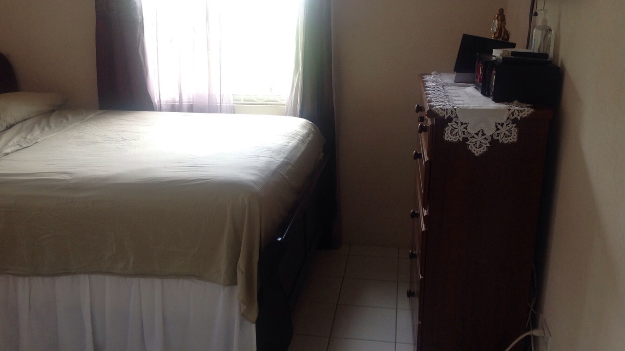Photo of Bedroom in Husbands