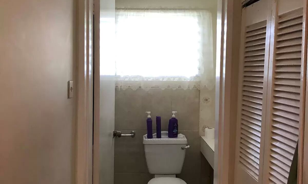 Photo of Bathroom in Holetown