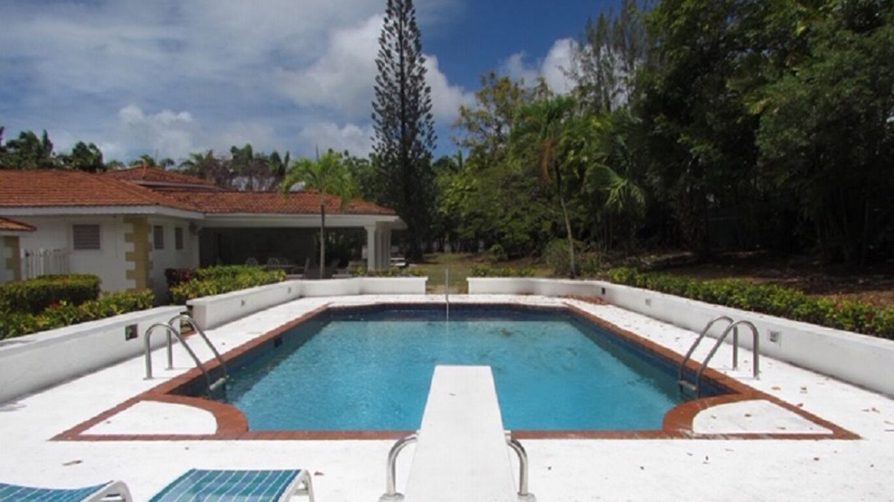 Photo of Outdoor in Halcyon Heights