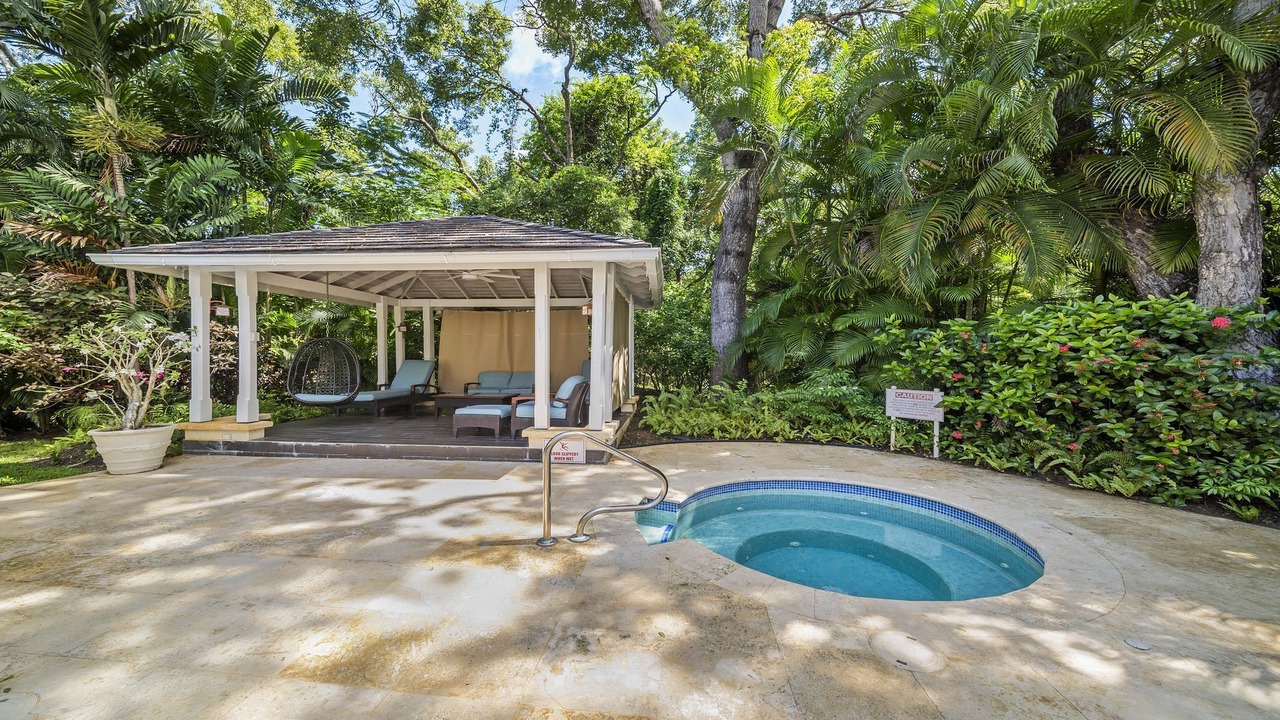 Photo of Outdoor in Sandy Lane
