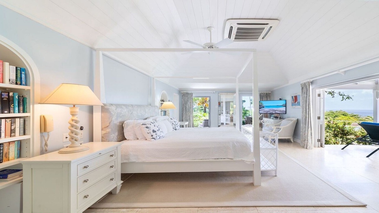 Photo of Bedroom in Paynes Bay