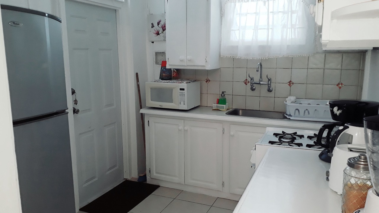Photo of Kitchen in Oistins