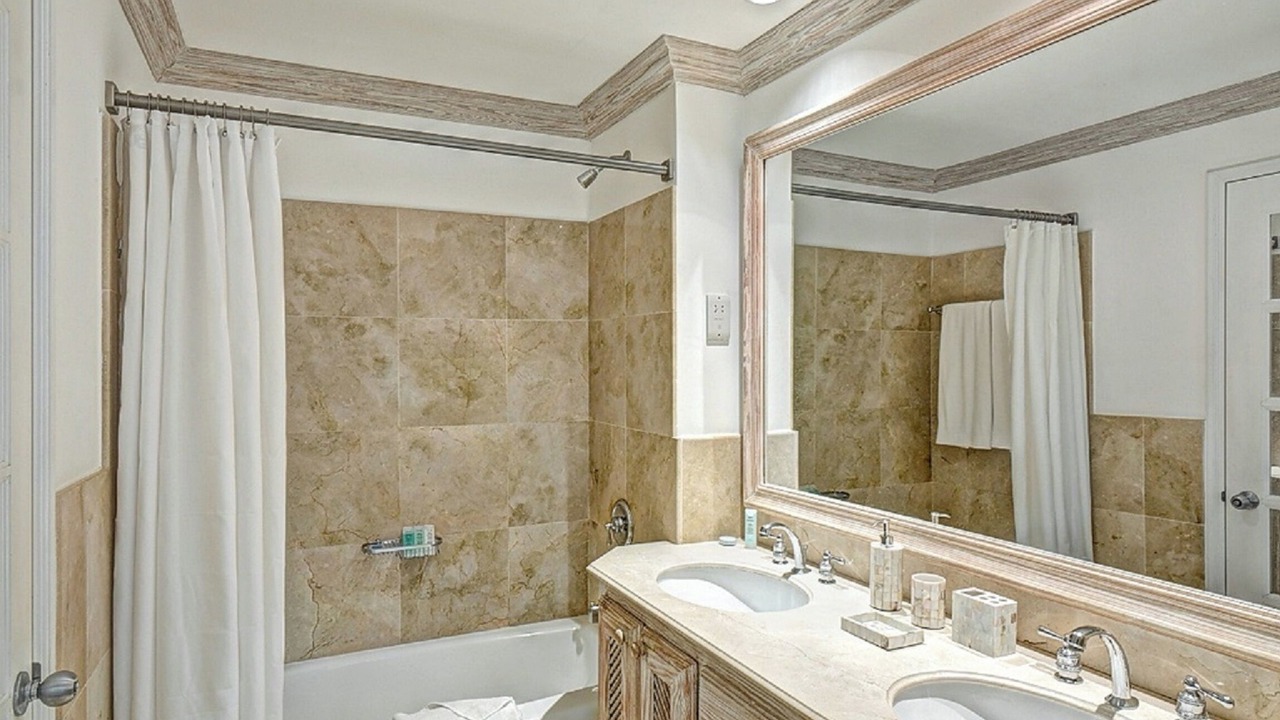Photo of Bathroom in Douglas