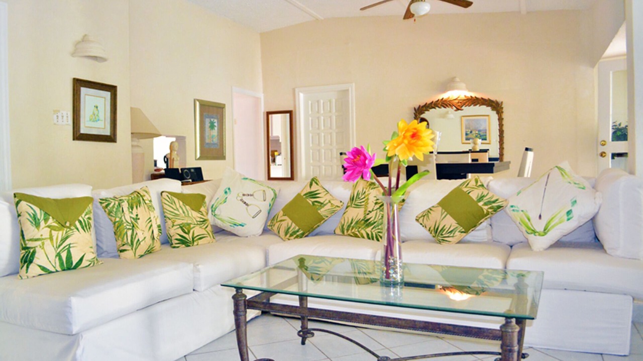 Photo of Livingroom in Halcyon Heights