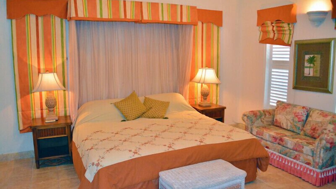 Photo of Bedroom in Halcyon Heights